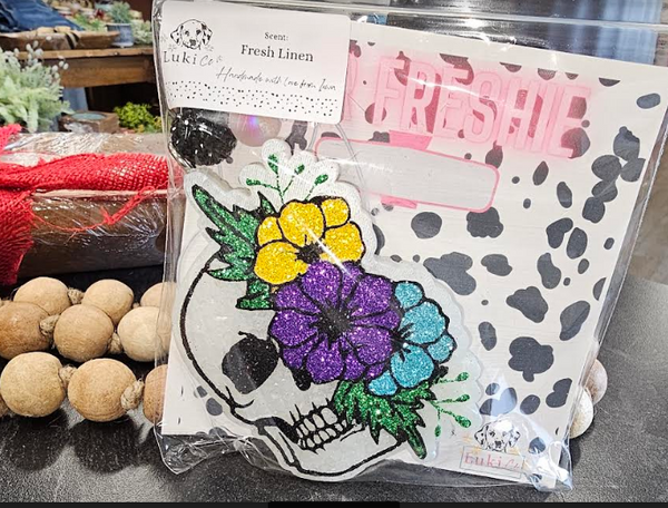 Luki Co. Skull with Flowers Freshie
